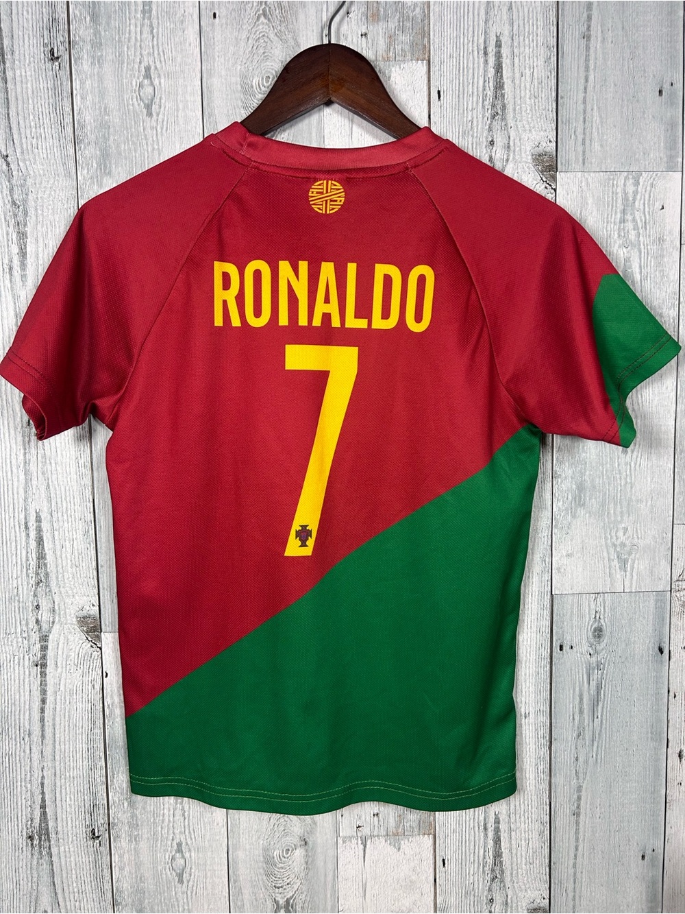 Portugal Cristiano Ronaldo #7 Soccer Jersey Youth 10-12 Red Green Football